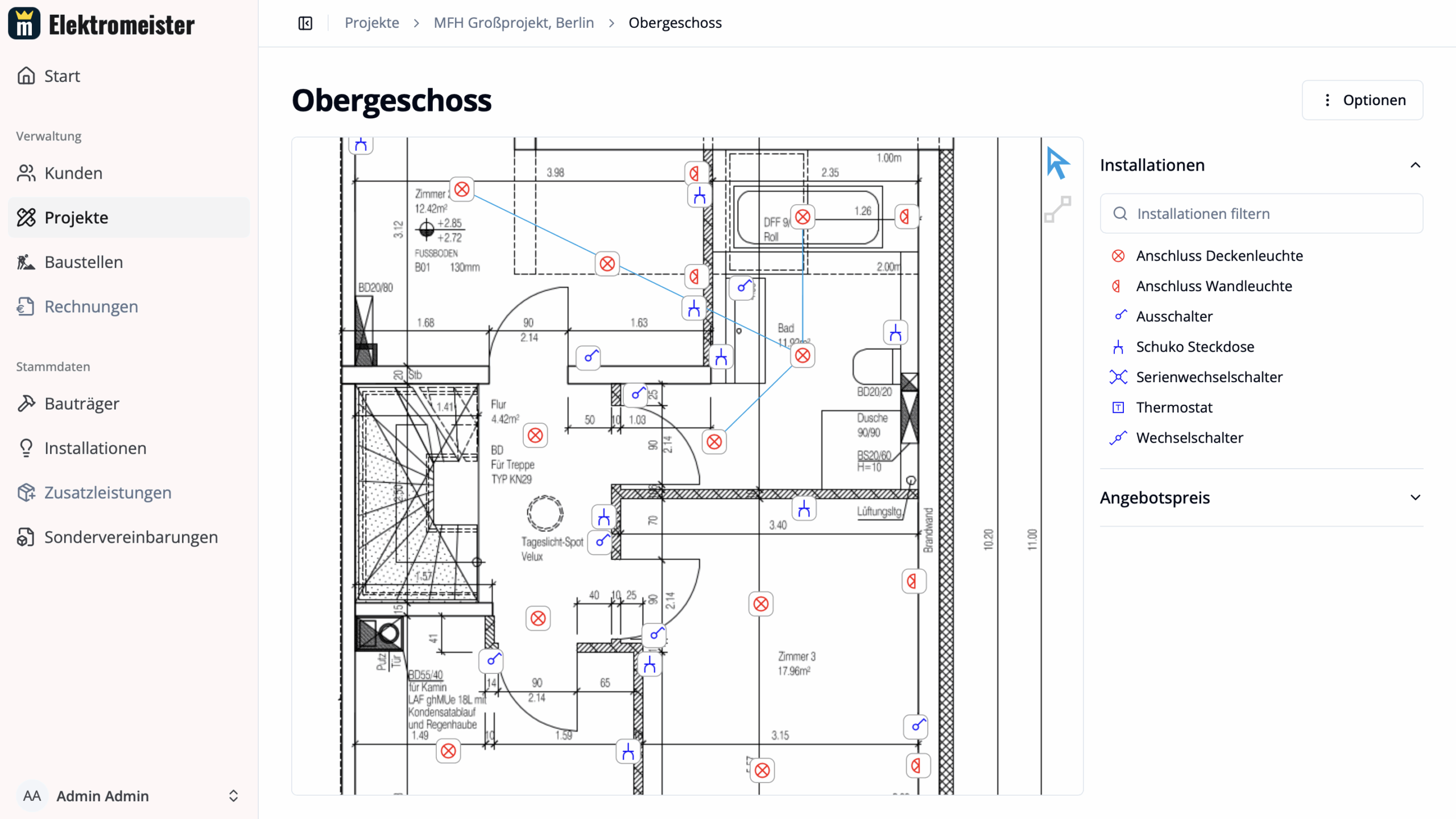 Screenshot des Grundrisses in Elektromeister, auf dem die verschiedenen Elektroinstallationen wie Steckdosen und Lichtschalter eingezeichnet sind.